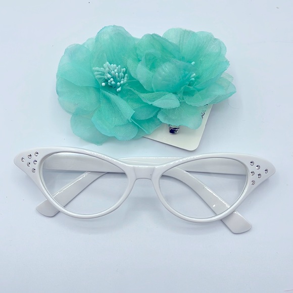 Pin up accessories bundle cat eye glasses and barrettes - Picture 1 of 5